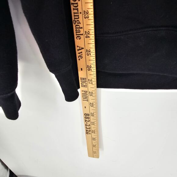 Peanuts Snoopy Dog Embroidered Graphic Black Pullover Sweatshirt Hoodie XL - Picture 5 of 8